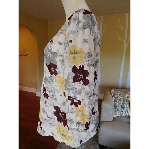 Gorgeous JOIE 100% Silk Floral Print Popover Braided Neck Blouse XS EXCELLENT!!! - Picture 5 of 8